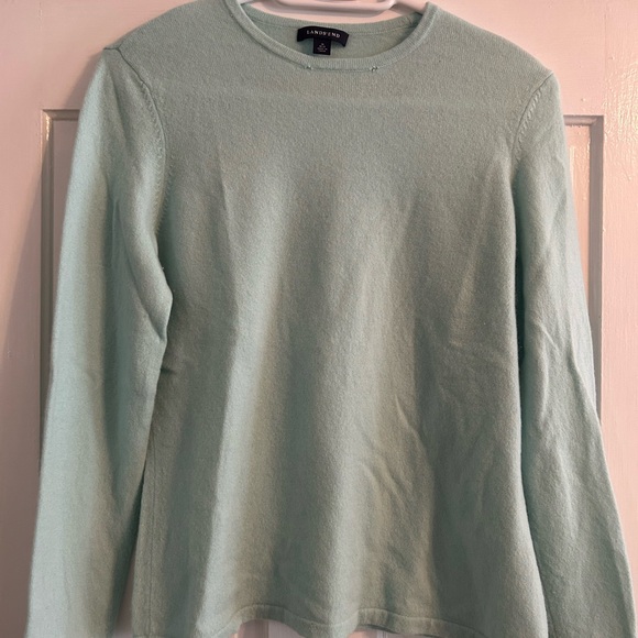 Lands' End Mint Green cashmere sweater. - Picture 1 of 3